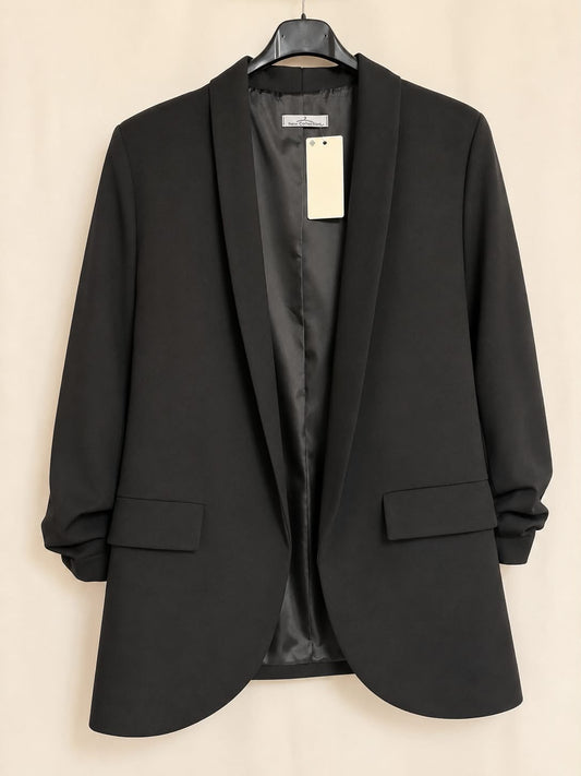 Black rouched sleeve blazer