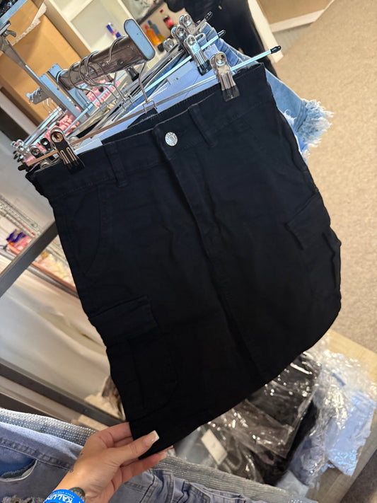 Cargo denim skirt