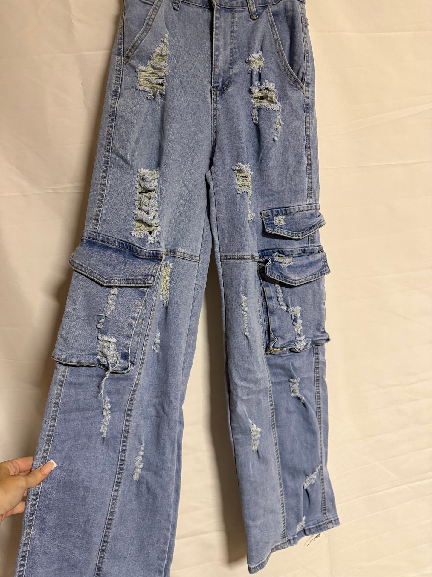 Ripped high waisted jeans Skye