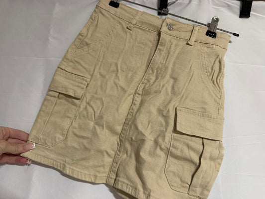 Cargo denim skirt