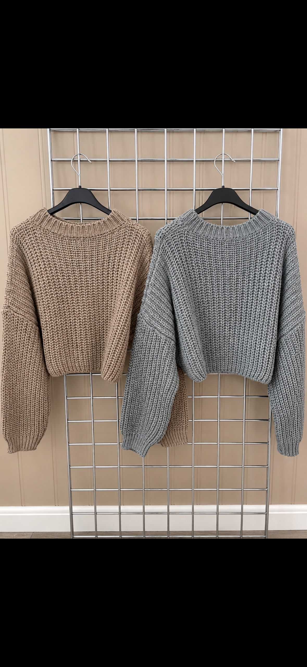 Crop knitted jumper
